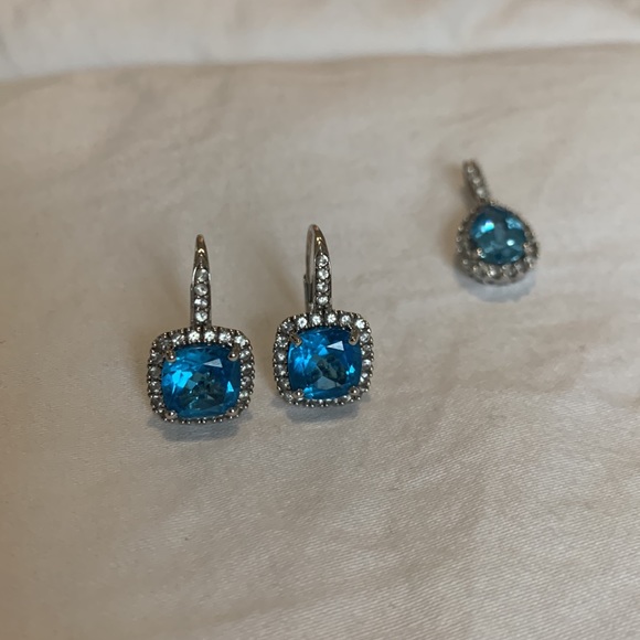 14K white gold with Topaz earrings and pendant set - Picture 2 of 7